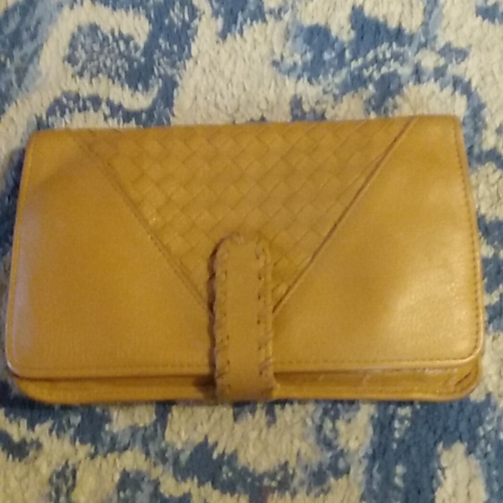 Linea pelle Camel woven leather wallet